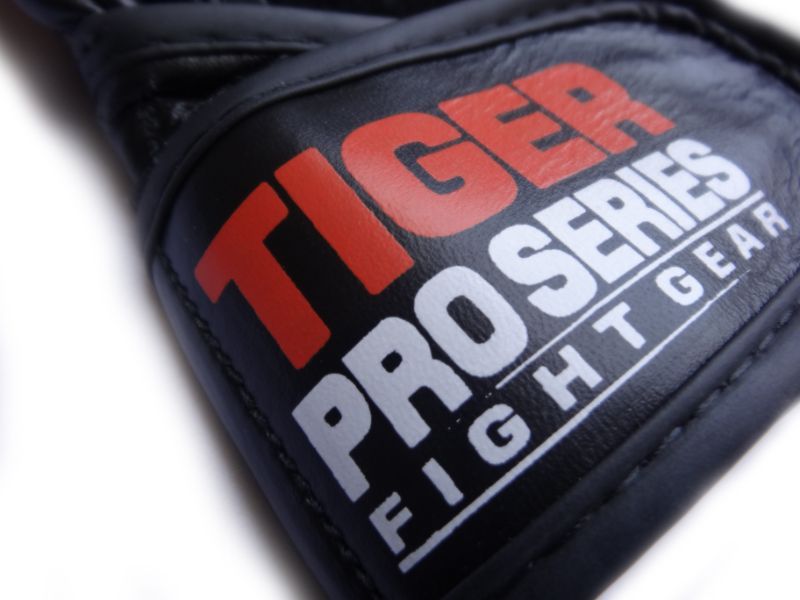 MMA Gloves in Genuine Leather 4 to 5oz